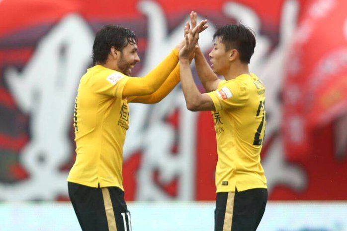 郑智：13轮不败没有任何秘诀，我们只专注于比赛本身